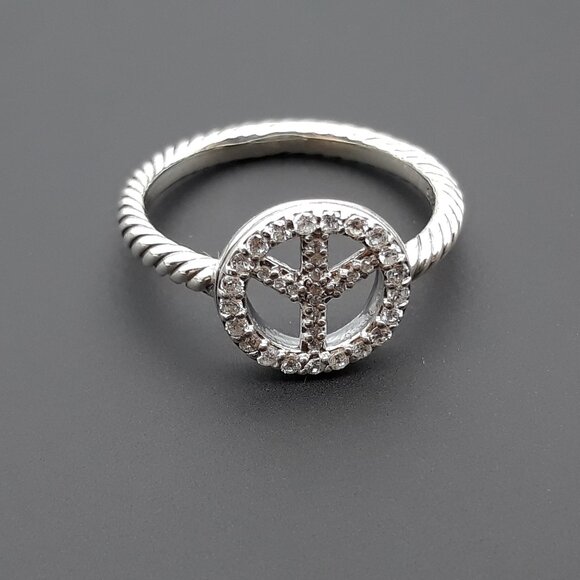 David Yurman Cable Collectibles Diamond Peace Sign Ring, Sterling Silver, Size 7 - Picture 2 of 5